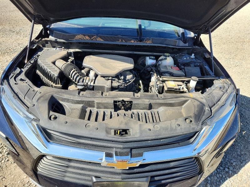 Photo 12 from auction – 2021 CHEVROLET BLAZER with VIN 3GNKBHRS7MS537251