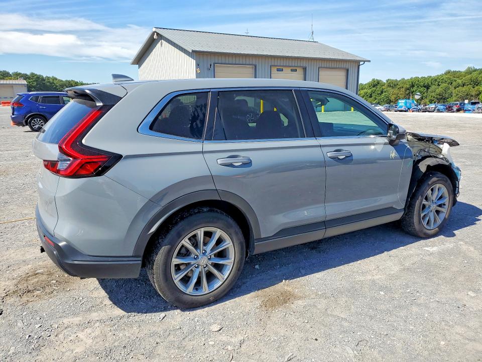 Zdjęcie 3 z aukcji – 2023 HONDA CR-V z VIN 2HKRS4H41PH424705
