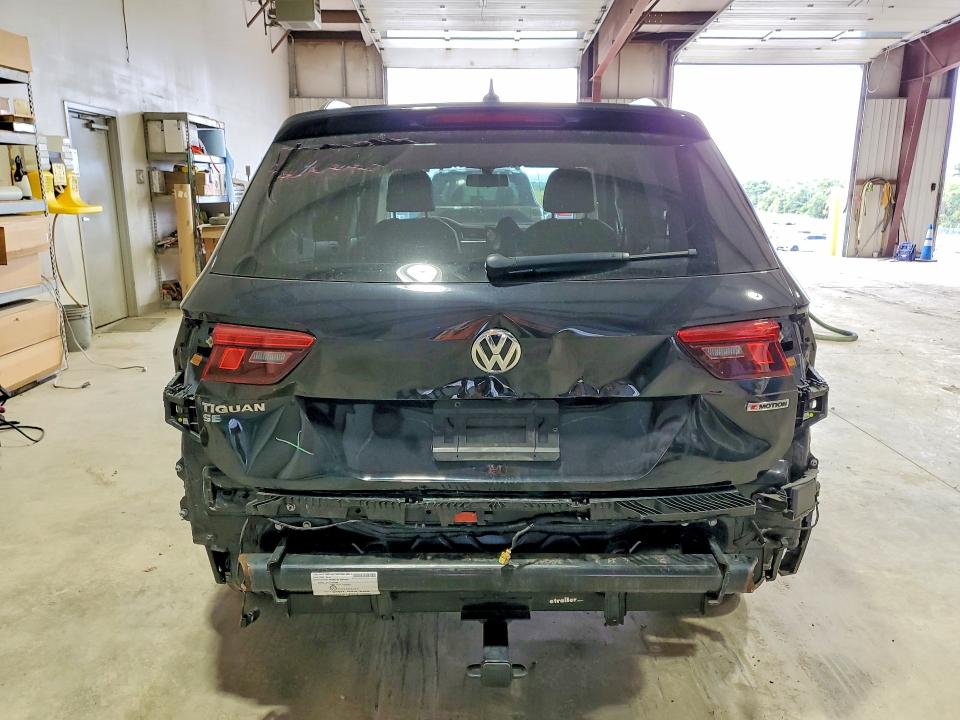 Photo 6 from auction – 2019 VOLKSWAGEN TIGUAN with VIN 3VV2B7AX4KM010796