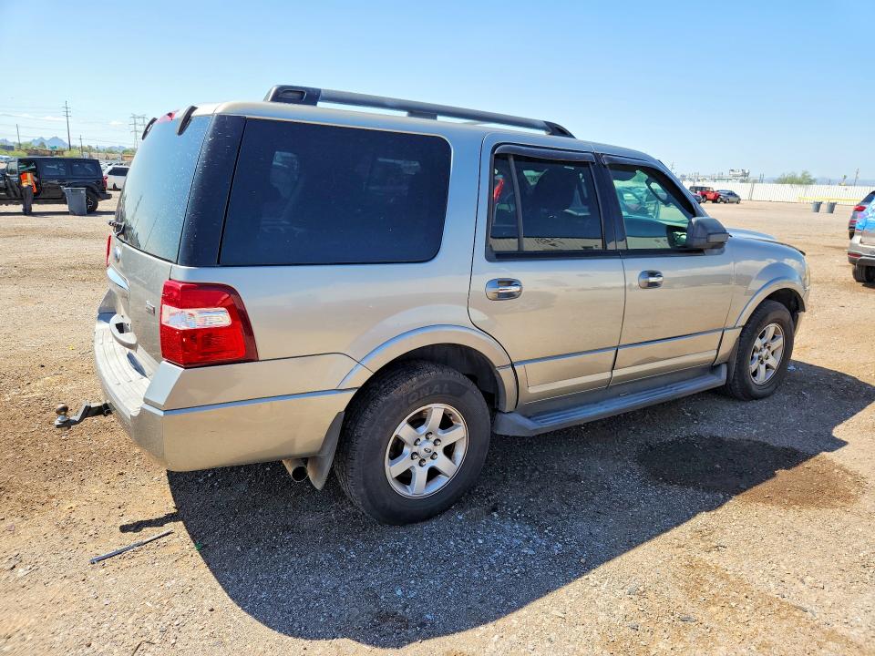 Photo 3 from auction – 2009 FORD EXPEDITION with VIN 1FMFU15569LA02075