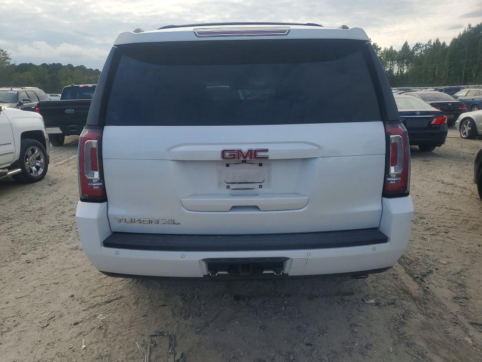 Снимка 6 от търг – 2017 GMC YUKON XL с VIN 1GKS2GKCXHR203539