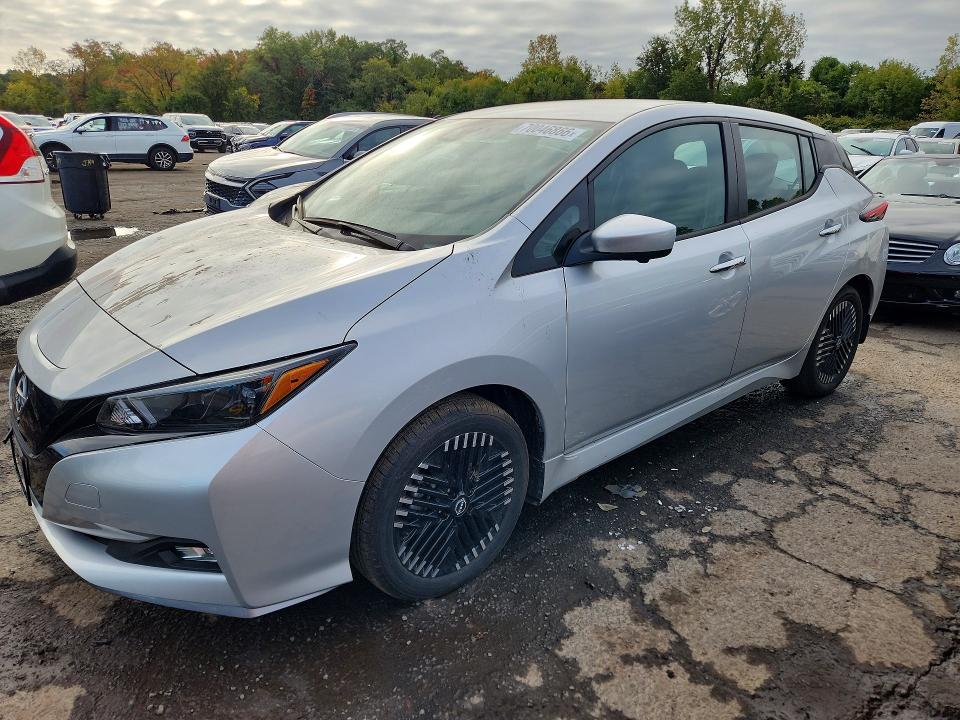 NISSAN LEAF 2025 с VIN 1N4CZ1CV8SC550618 - Снимка от търг