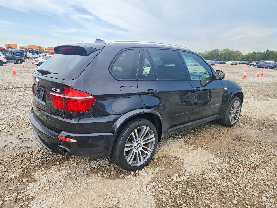 Photo 3 from auction – 2011 BMW X5 with VIN 5UXZV4C53BL410251