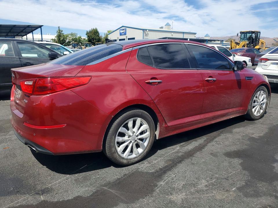Photo 3 from auction – 2014 KIA OPTIMA with VIN 5XXGN4A77EG333871