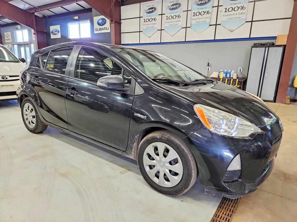 Photo 4 from auction – 2012 TOYOTA PRIUS C with VIN JTDKDTB39C1521013