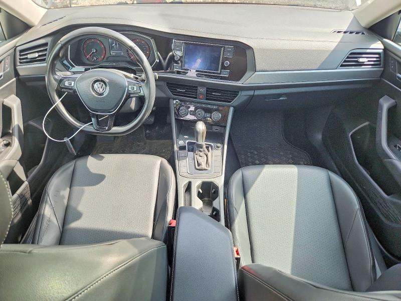 Photo 8 from auction – 2019 VOLKSWAGEN JETTA with VIN 3VWC57BU5KM069562