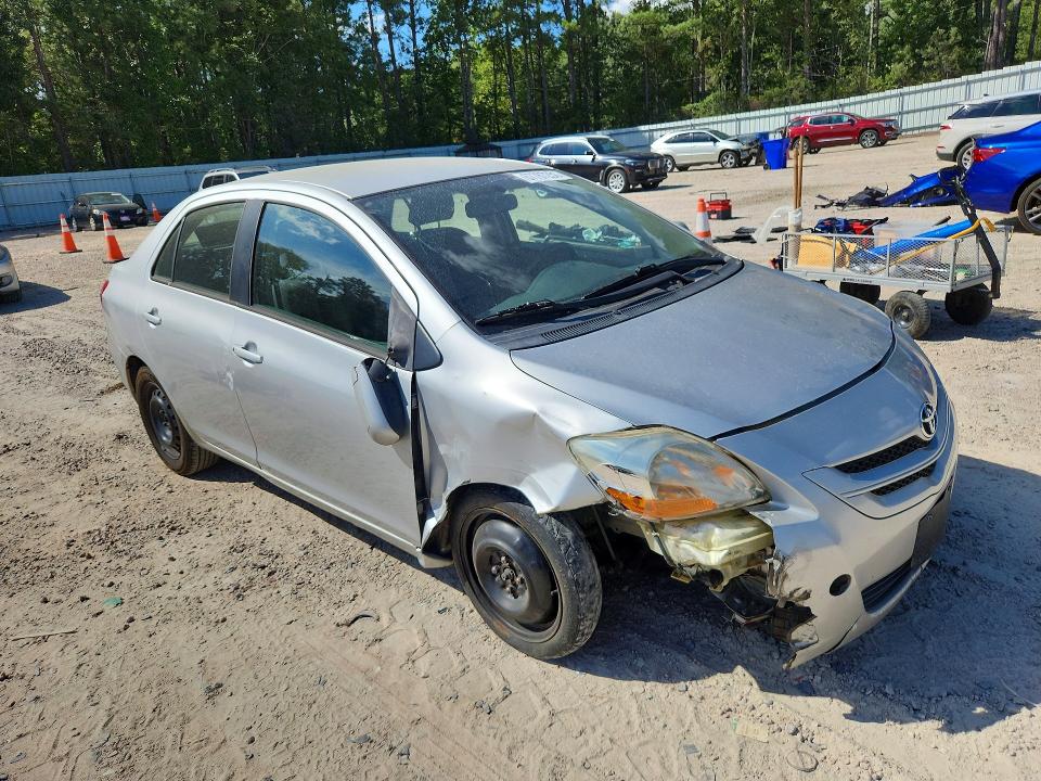 Photo 4 from auction – 2007 TOYOTA YARIS with VIN JTDBT923X71004797