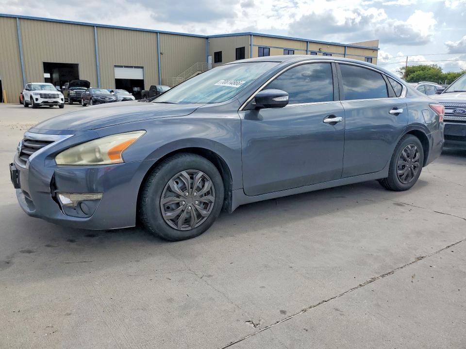 NISSAN ALTIMA 2013 с VIN 1N4BL3AP0DN458259 - Снимка от търг
