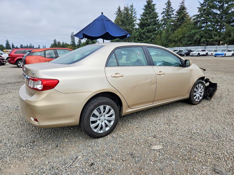 Foto 3 de la subasta – 2013 TOYOTA COROLLA con VIN 5YFBU4EEXDP177045