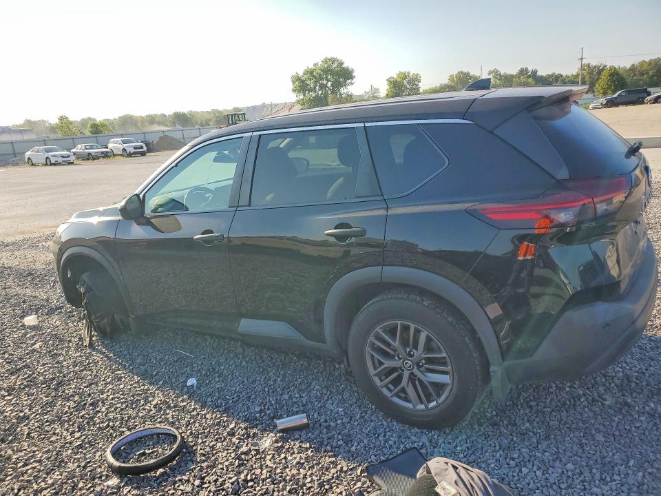 Photo 2 from auction – 2021 NISSAN ROGUE with VIN 5N1AT3AB6MC847781
