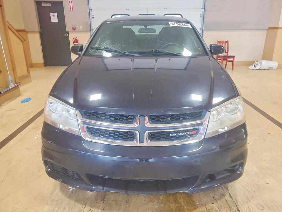 Zdjęcie 5 z aukcji – 2011 DODGE AVENGER z VIN 1B3BD1FBXBN542323