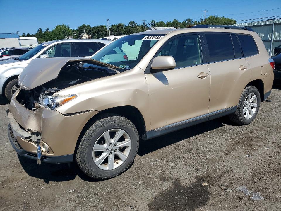 2013 TOYOTA HIGHLANDER - Търг №68375756