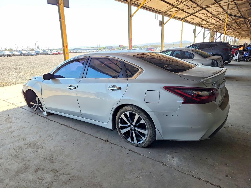 Photo 2 from auction – 2017 NISSAN ALTIMA with VIN 1N4AL3AP6HN318539