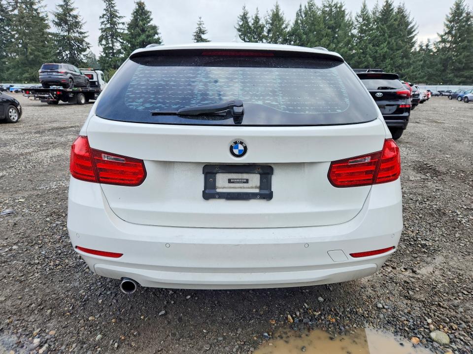 Photo 6 from auction – 2015 BMW 328 with VIN WBA3K5C51FK301429