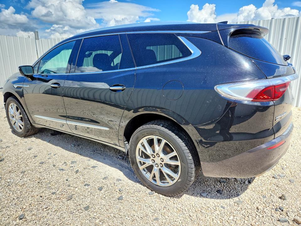 Photo 2 from auction – 2022 BUICK ENCLAVE with VIN 5GAEVBKW6NJ134244