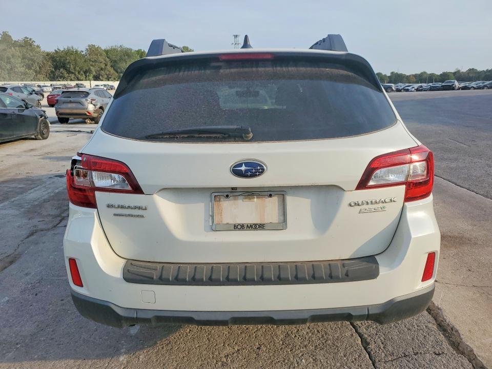 صورة رقم 6 من المزاد - 2017 SUBARU OUTBACK مع VIN 4S4BSAHC3H3344029