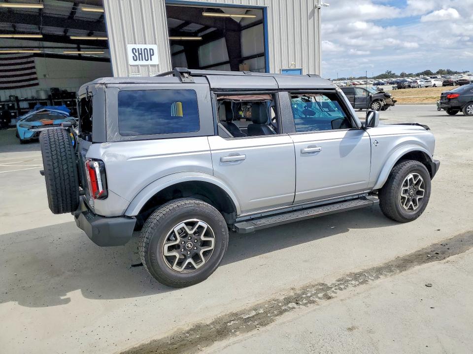 Photo 3 from auction – 2024 FORD BRONCO with VIN 1FMDE8BH8/RLB4135