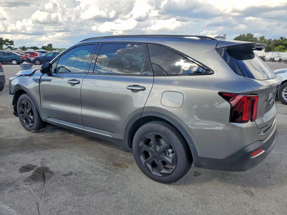 Снимка 2 от търг – 2026 KIA SORENTO с VIN KNDRKDJG1T5441938