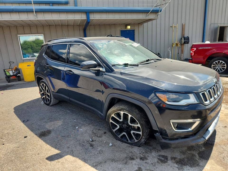 Photo 4 from auction – 2018 JEEP COMPASS with VIN 3C4NJCCB9JT494915