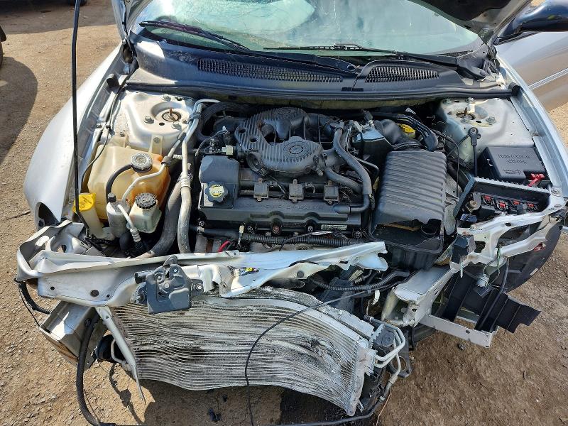 Photo 11 from auction – 2004 CHRYSLER SEBRING with VIN 1C3EL55R14N256288