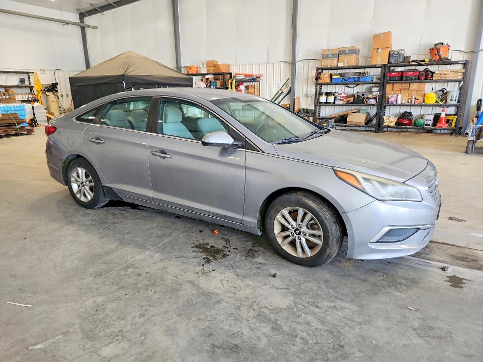 Photo 4 from auction – 2017 HYUNDAI SONATA with VIN 5NPE24AF2HH532410