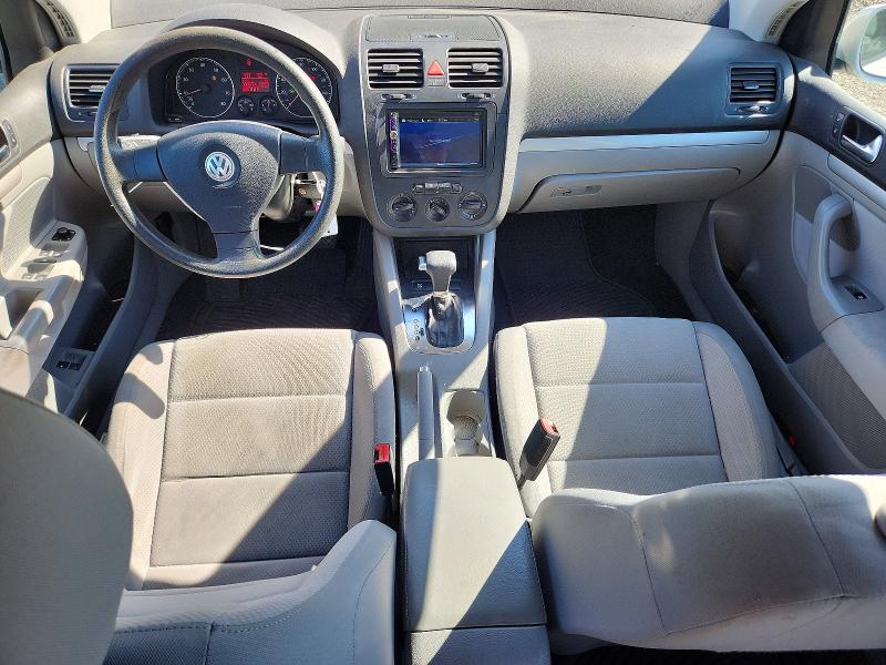 Photo 8 from auction – 2009 VOLKSWAGEN RABBIT with VIN WVWDB71KX9W131497