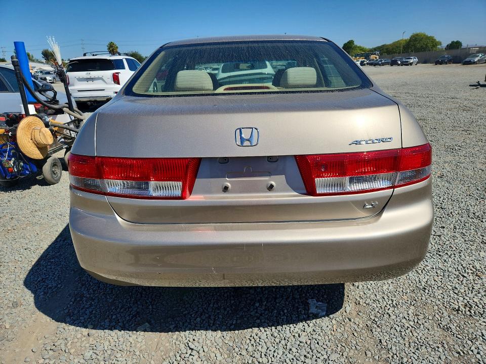 Photo 6 from auction – 2004 HONDA ACCORD with VIN JHMCM563X4C022834