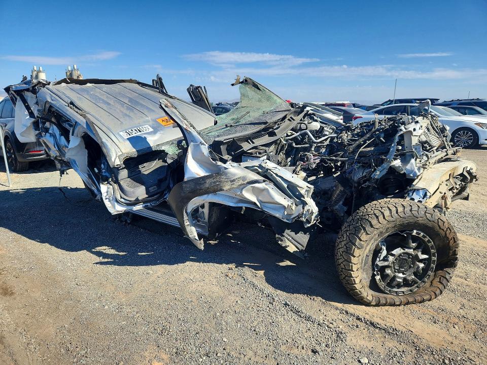 صورة رقم 4 من المزاد - 2025 TOYOTA 4RUNNER مع VIN JTEVA5BR5S5040300