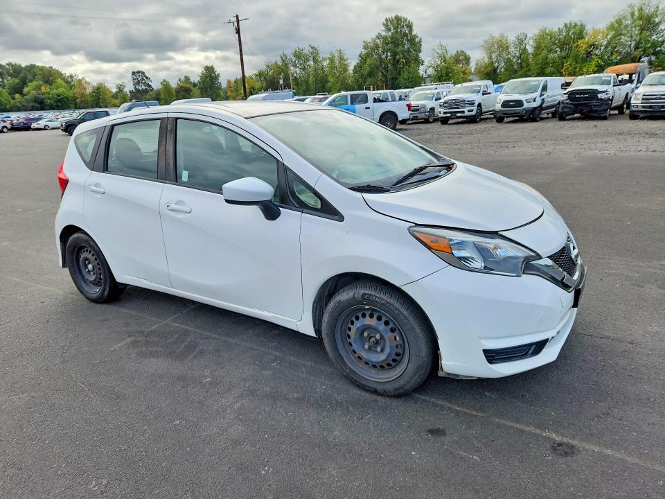 Снимка 4 от търг – 2017 NISSAN VERSA NOTE с VIN 3N1CE2CP2HL367373