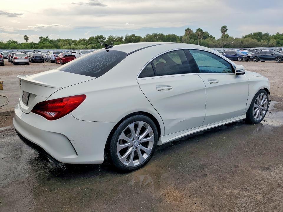 Photo 3 from auction – 2015 MERCEDES-BENZ CLA with VIN WDDSJ4EBXFN176417