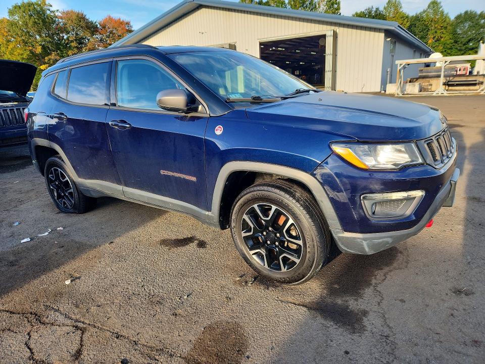 Снимка 4 от търг – 2020 JEEP COMPASS с VIN 3C4NJDDBXLT203314