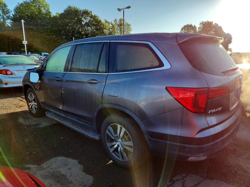 Photo 2 from auction – 2017 HONDA PILOT with VIN 5FNYF6H54HB002514