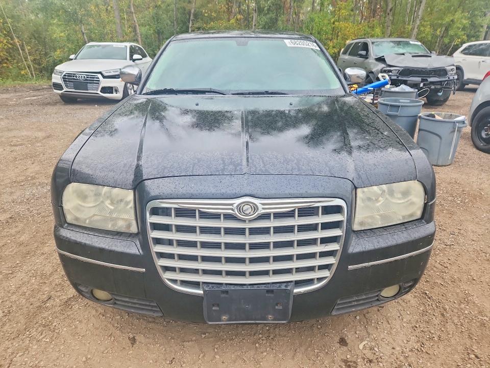 Photo 5 from auction – 2010 CHRYSLER 300 with VIN 2C3CA3CV2AH324409