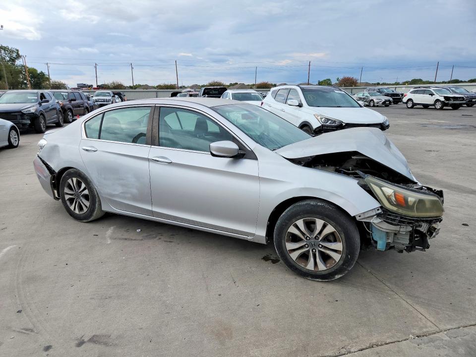Снимка 4 от търг – 2014 HONDA ACCORD с VIN 1HGCR2F33EA190265