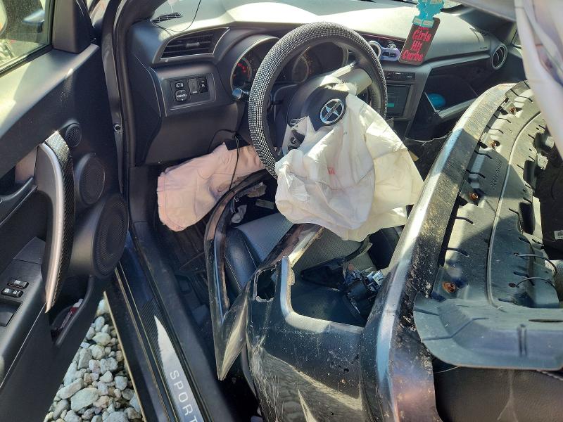 Photo 8 from auction – 2013 SCION TC with VIN JTKJF5C74D3046369