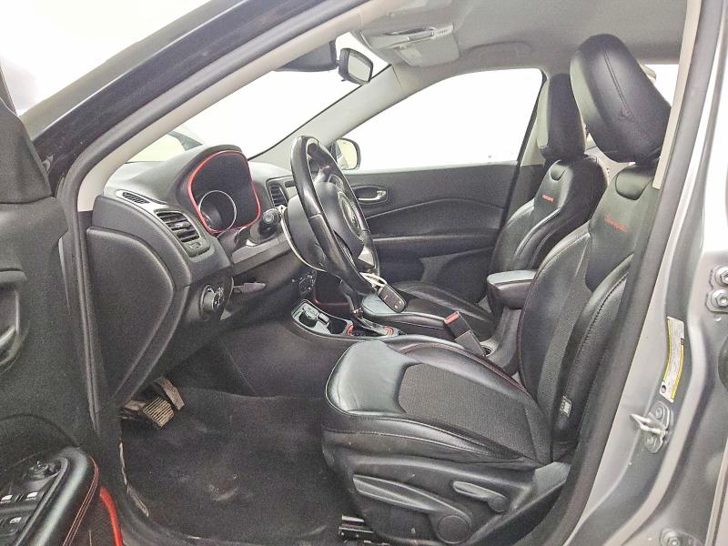 Zdjęcie 7 z aukcji – 2019 JEEP COMPASS z VIN 3C4NJDDB7KT817073