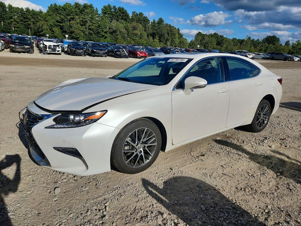2016 LEXUS ES - Търг №69758196