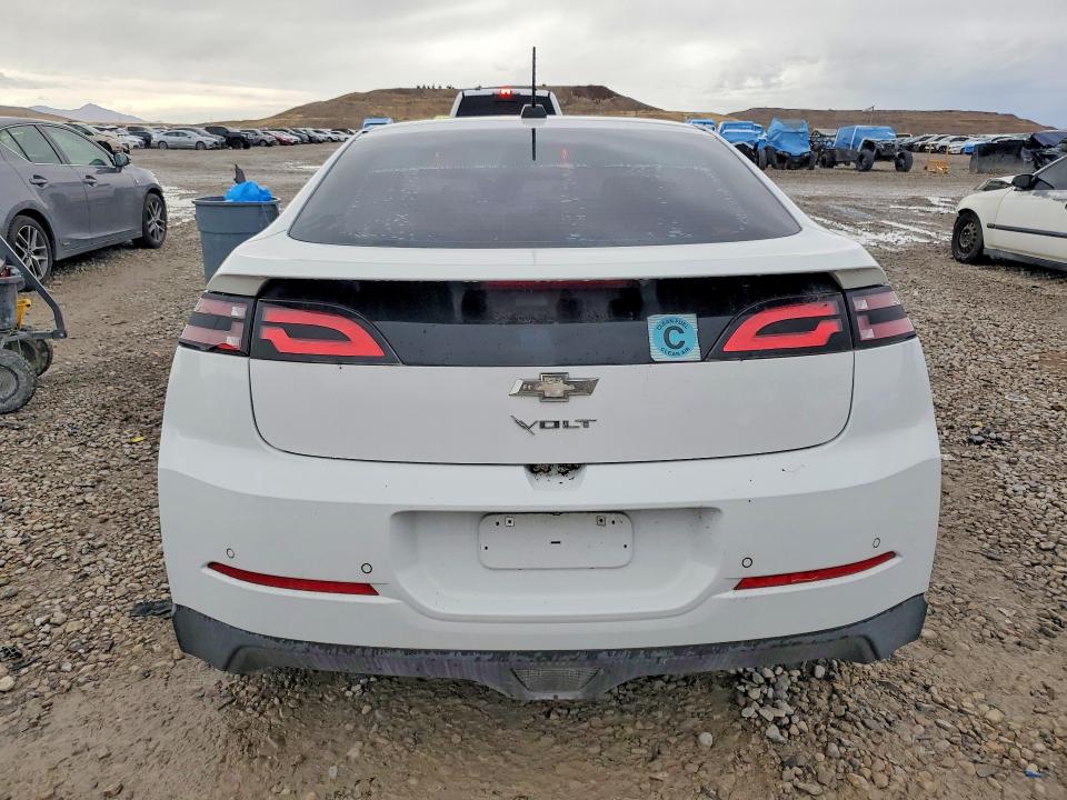 Photo 6 from auction – 2015 CHEVROLET VOLT with VIN 1G1RD6E48FU105213