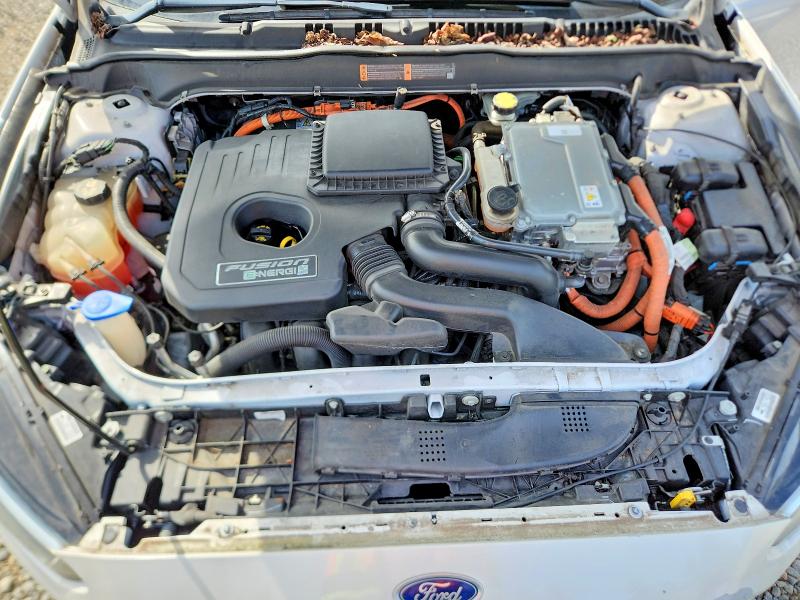 Photo 11 from auction – 2016 FORD FUSION with VIN 3FA6P0PU9GR357143
