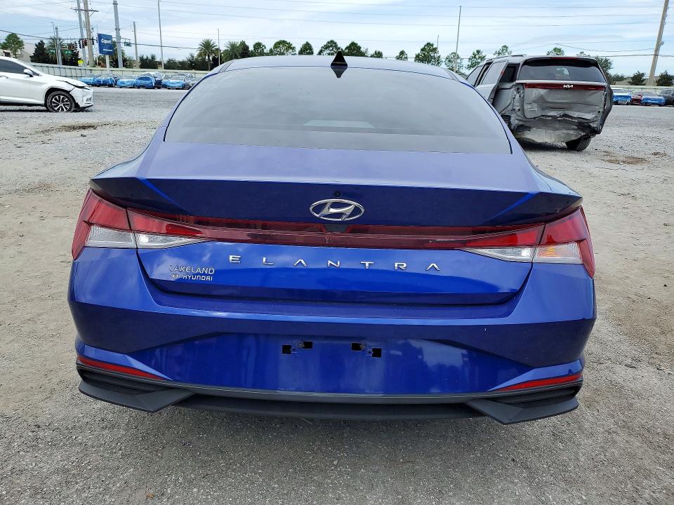 Снимка 6 от търг – 2021 HYUNDAI ELANTRA с VIN KMHLL4AG7MU198318
