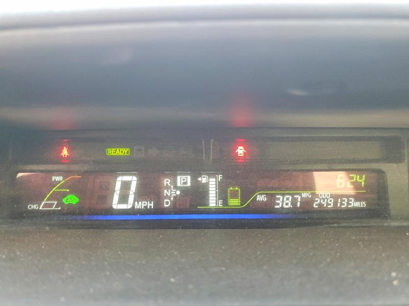 Photo 9 from auction – 2014 TOYOTA PRIUS V with VIN JTDZN3EU9E3334202