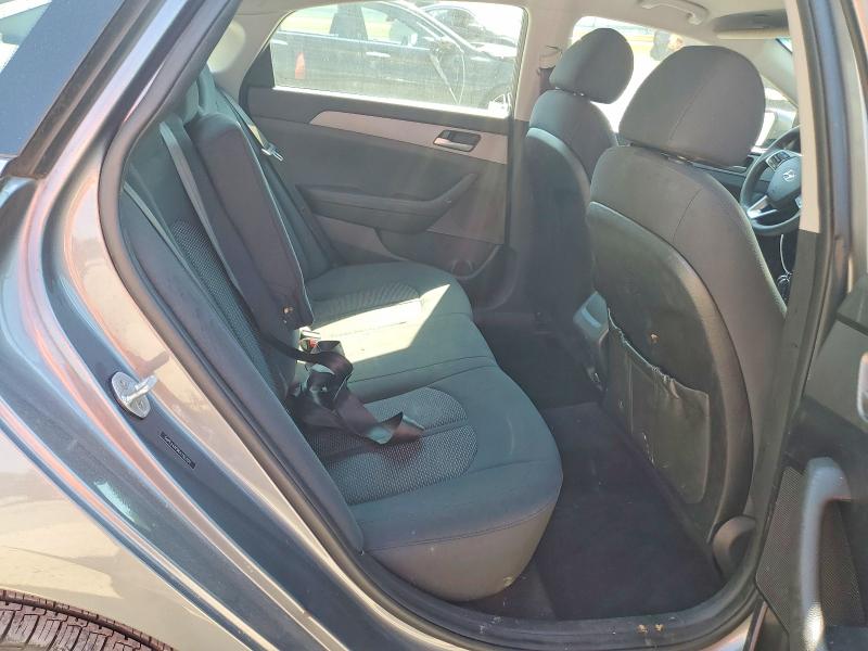 Photo 10 from auction – 2019 HYUNDAI SONATA with VIN 5NPE24AF9KH755700