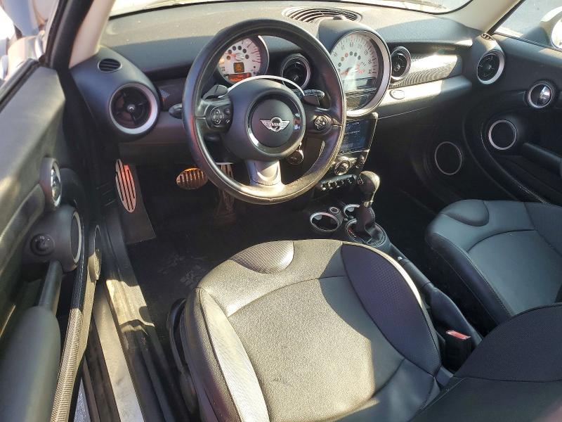 Photo 8 from auction – 2011 MINI COOPER with VIN WMWSV3C5XBTY13928