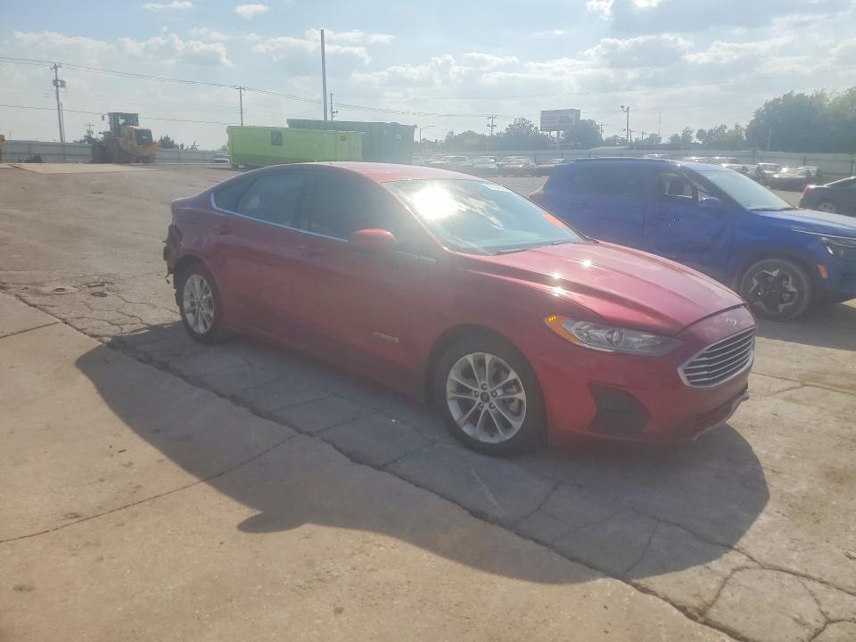 Photo 4 from auction – 2019 FORD FUSION with VIN 3FA6P0LU1KR263028