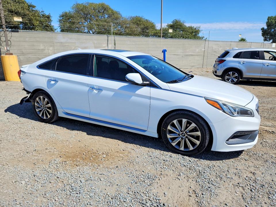 Photo 4 from auction – 2016 HYUNDAI SONATA with VIN 5NPE34AFXGH416903