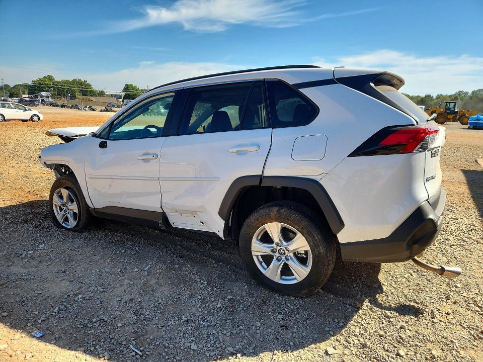 Photo 2 from auction – 2019 TOYOTA RAV4 with VIN 2T3W1RFV5KC008982