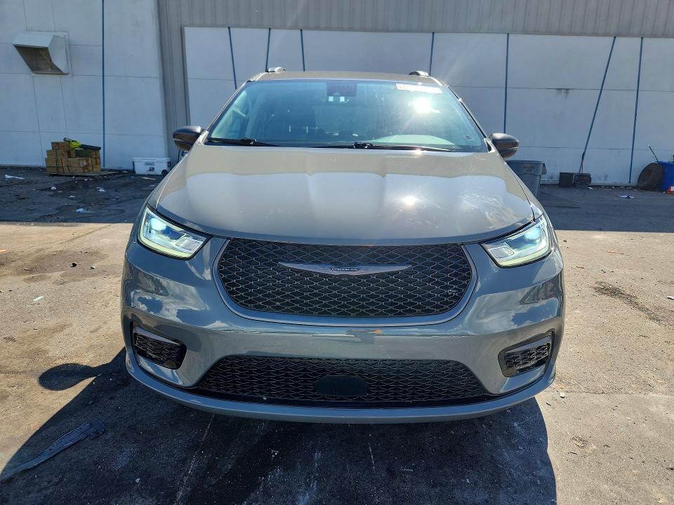 Снимка 5 от търг – 2023 CHRYSLER PACIFICA с VIN 2C4RC3BG3PR600408