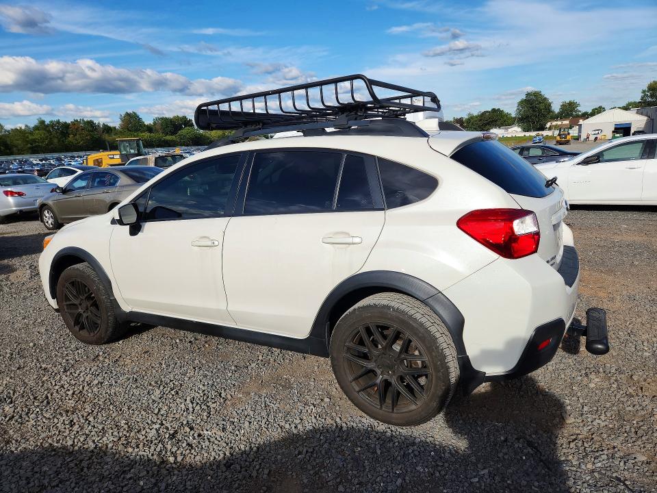Photo 2 from auction – 2017 SUBARU CROSSTREK with VIN JF2GPADC5HH224223