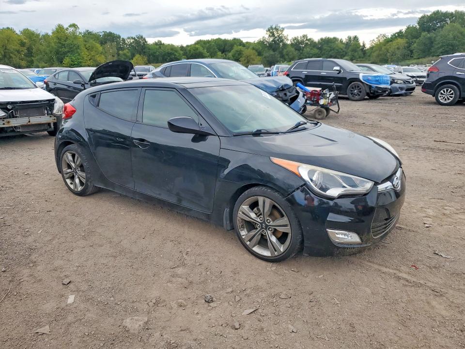 Photo 4 from auction – 2012 HYUNDAI VELOSTER with VIN KMHTC6AD7CU072413