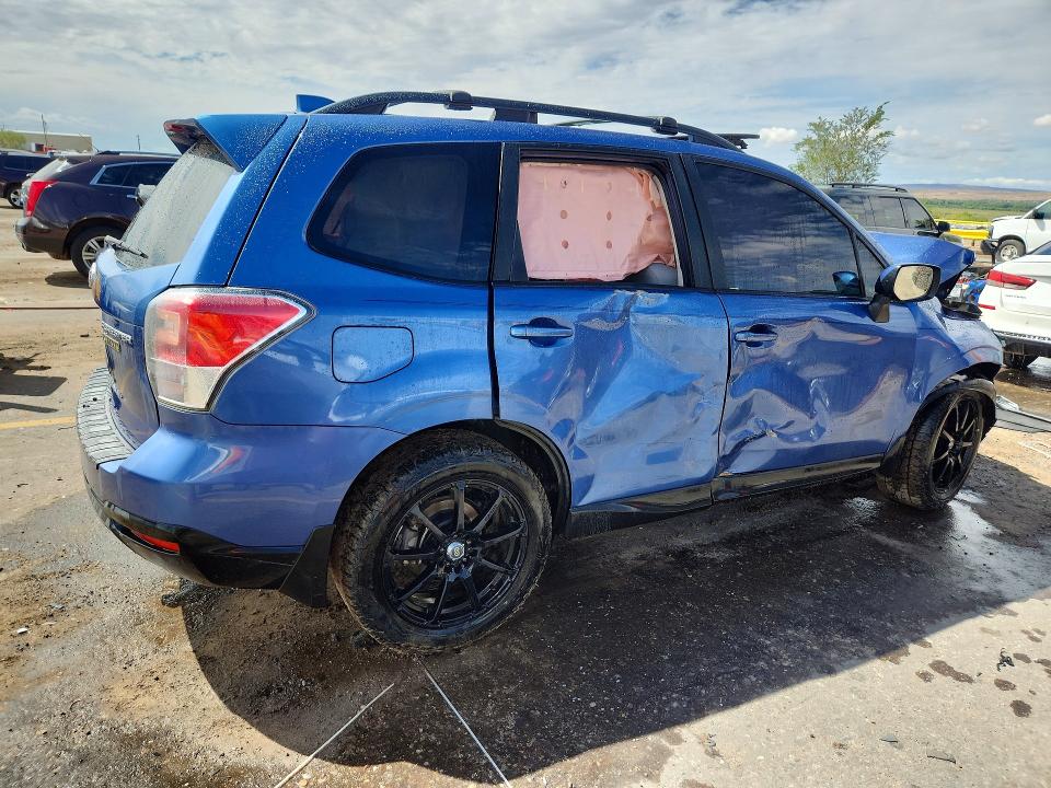 Фото 3 с аукциона – 2018 SUBARU FORESTER с VIN JF2SJAGCXJH433812